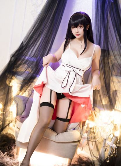 年轻的小婊2韩剧